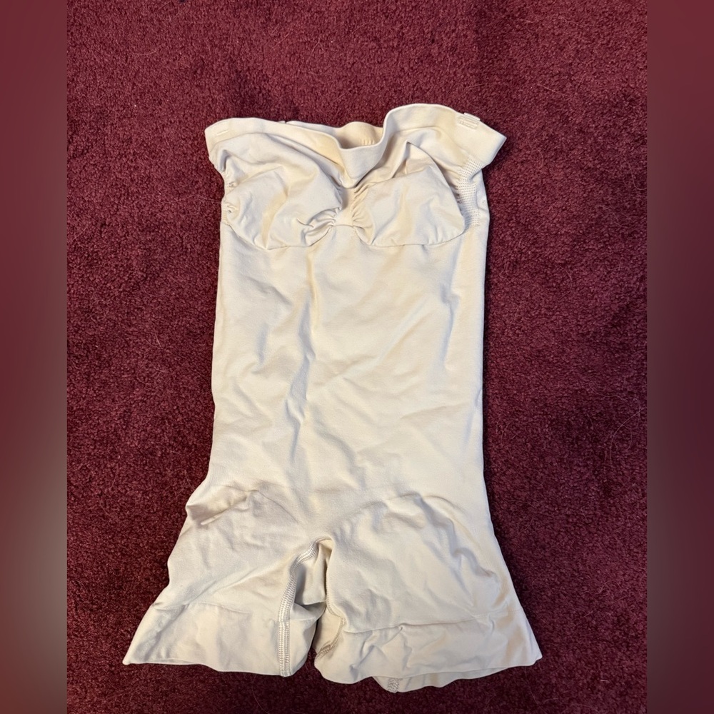 SKIMS Cream Shapewear Bodysuit